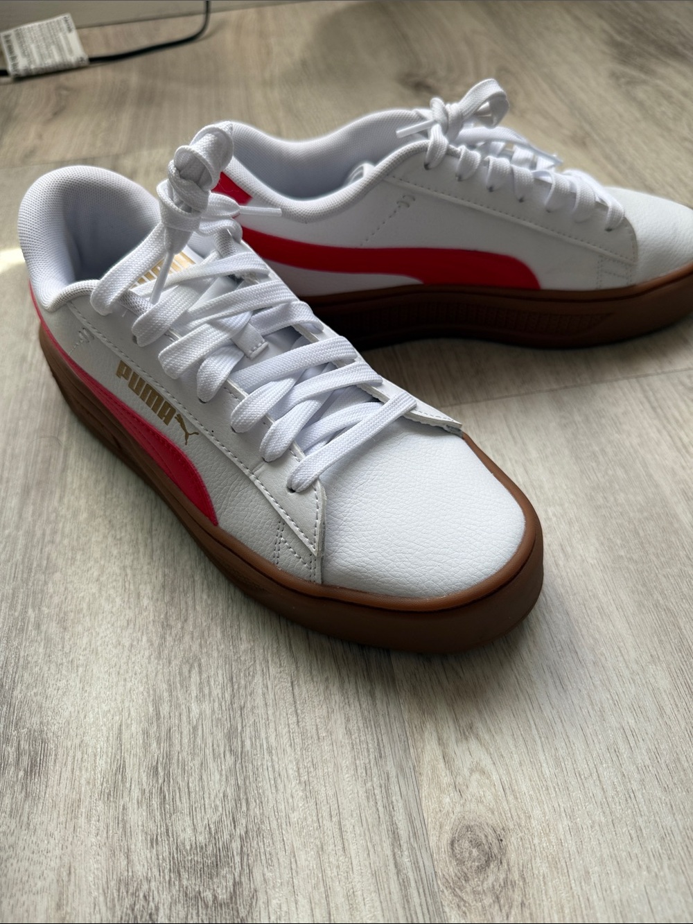 NWOT Puma White Sneakers with Red Accent and Gum Sole